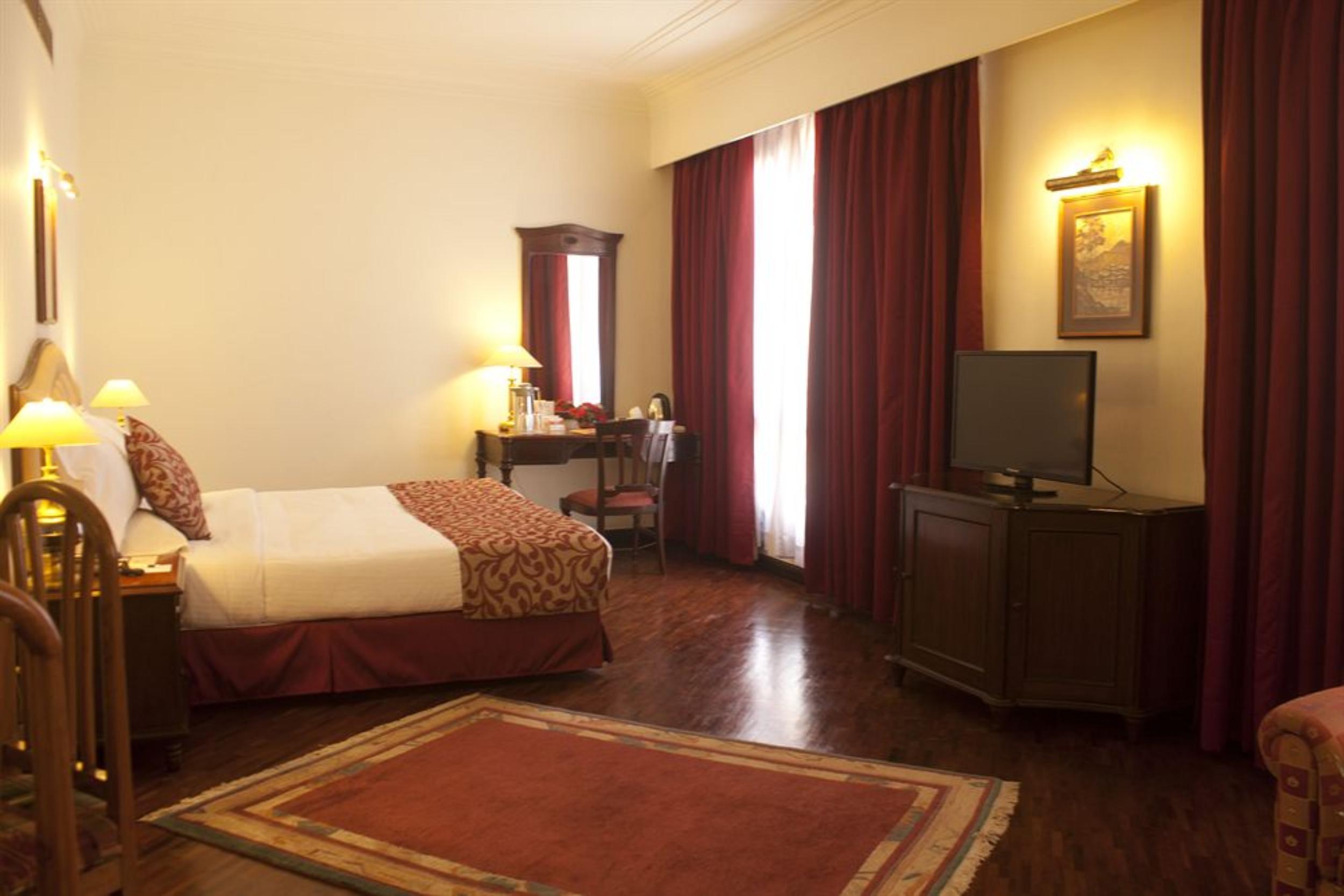 Grand Hotel Катманду Экстерьер фото