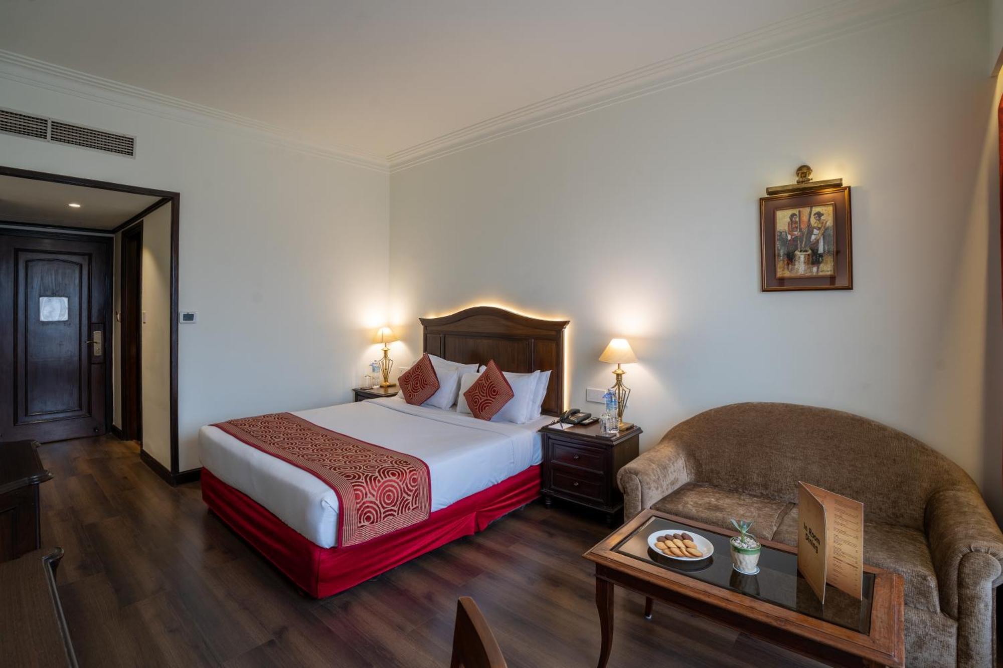Grand Hotel Катманду Номер фото